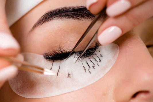 Lash Extension 101: A Comprehensive Guide