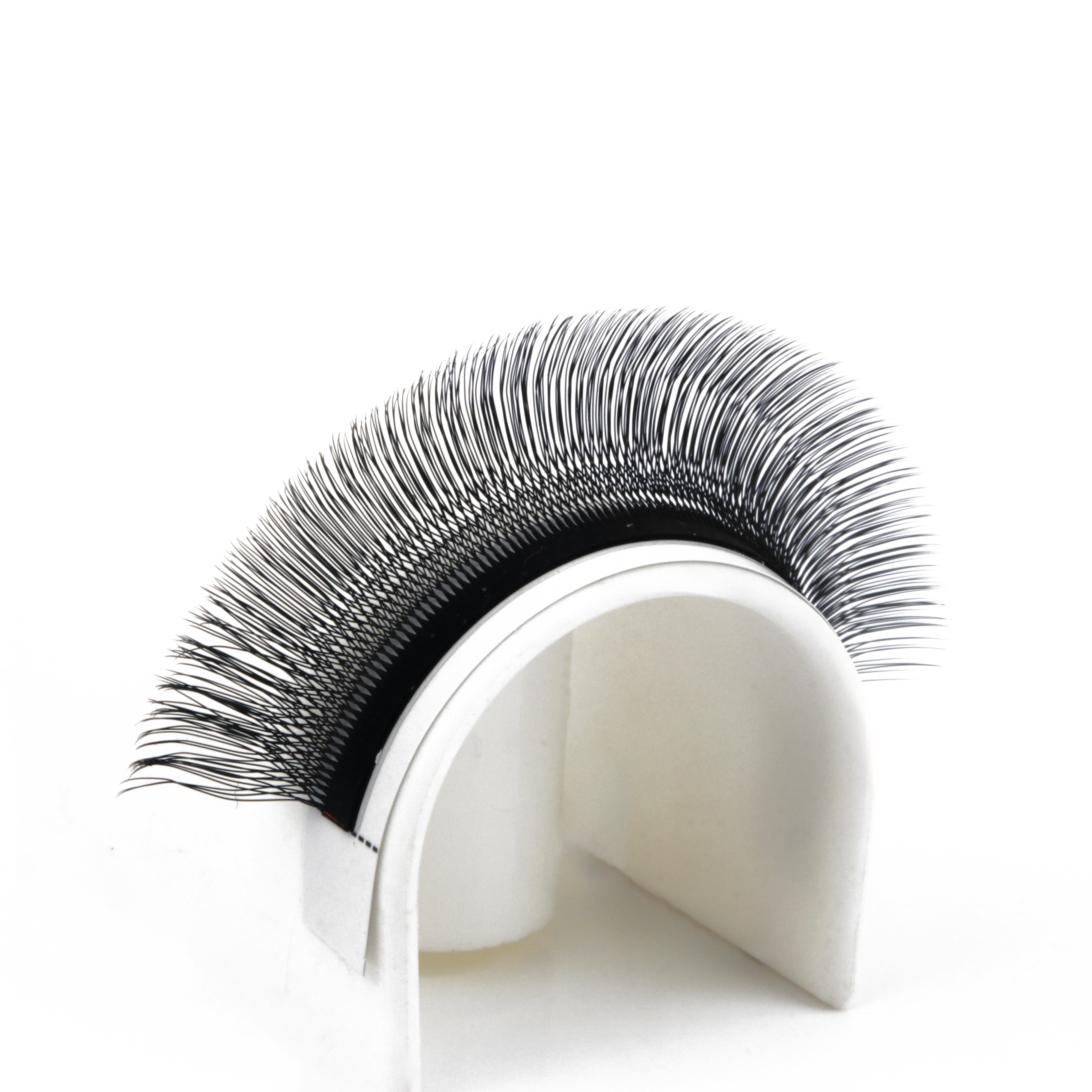 U-Shaped Lash Extensions