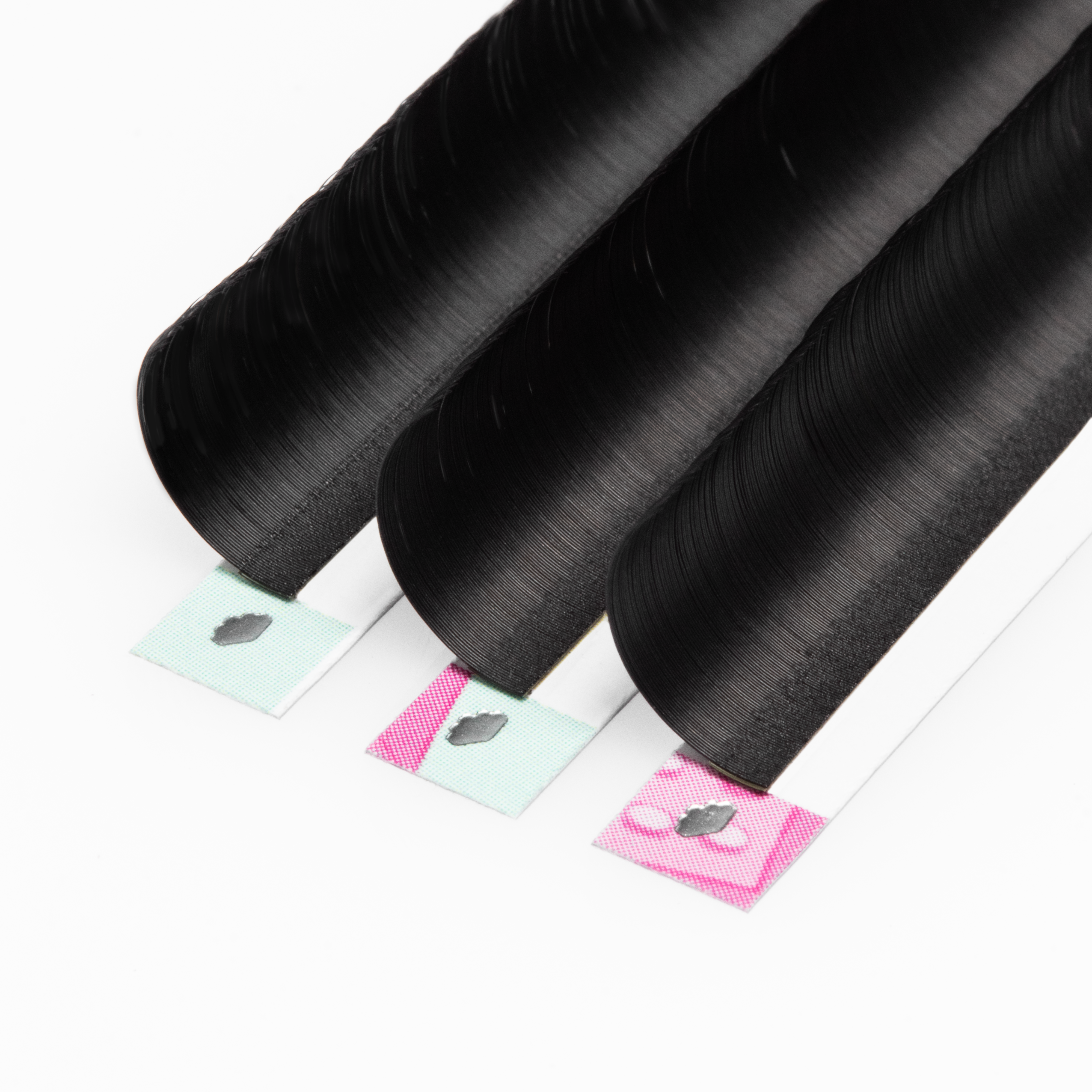 LIIGOS Lashes - LASH INDUSTRY'S TRENDSETTER - 35% longer retention