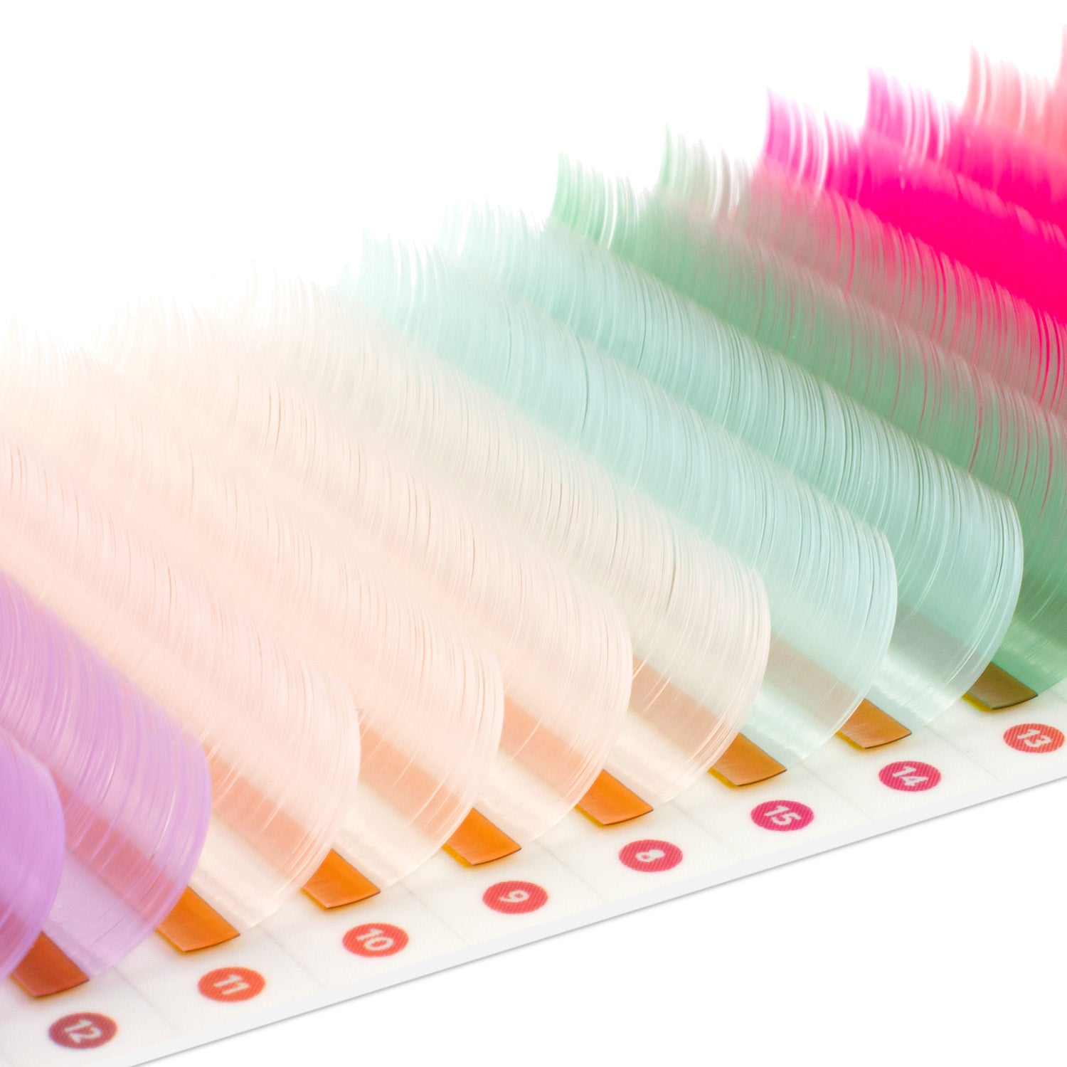 Peach-and-Wild-Mint-mixed-colored-lashes-stable-curl