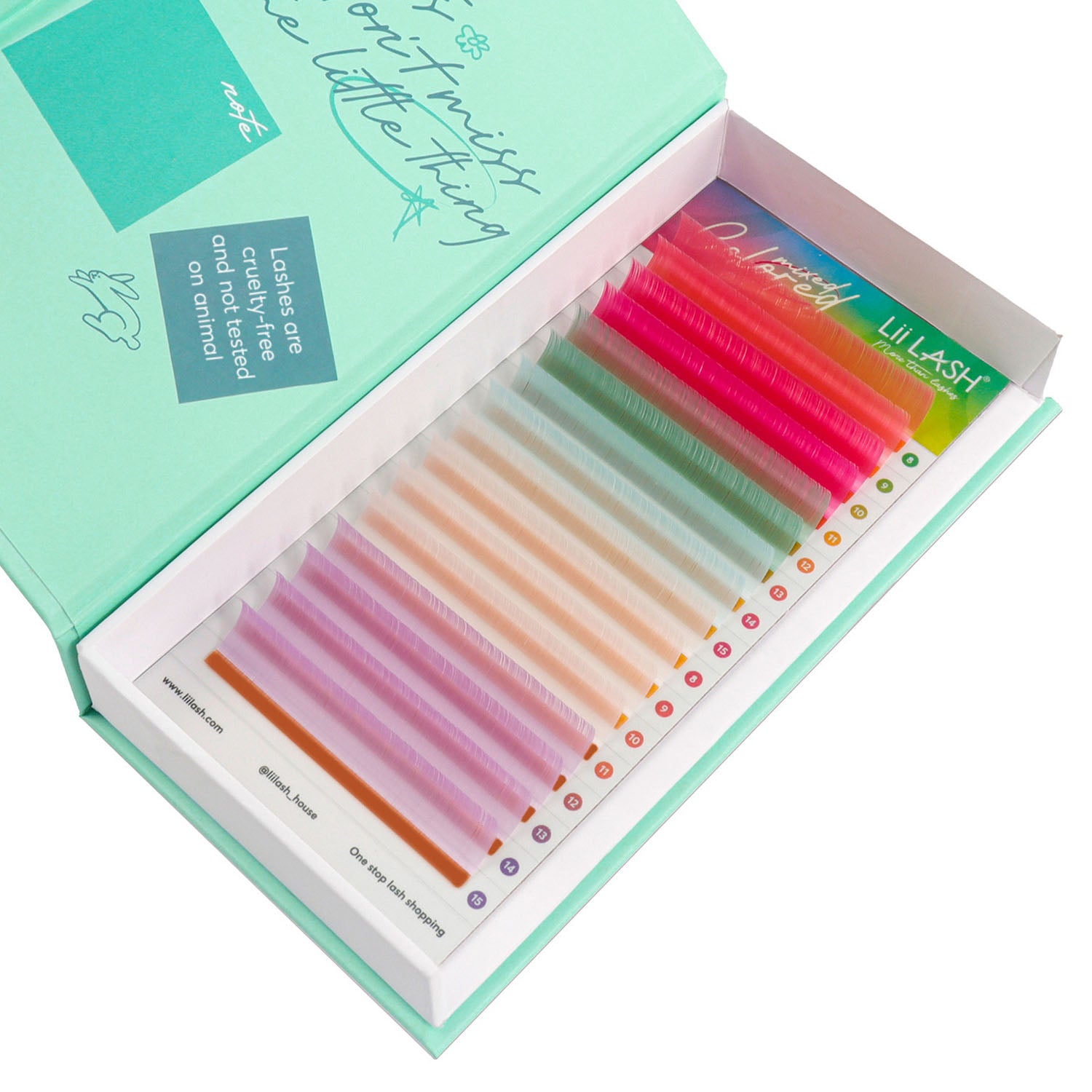 mixed-colored-Peach-and-Wild-Mint-lashes-0.07mm