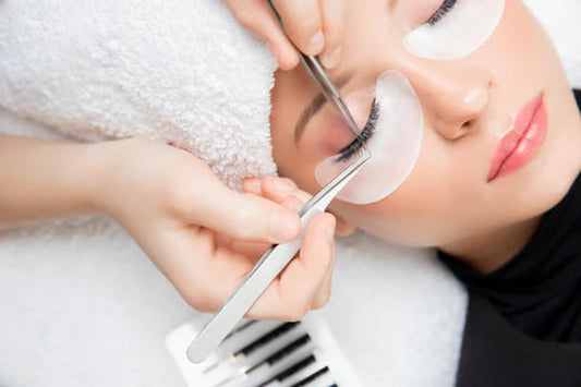 Lash Fills: Maintaining Your Luscious Lashes for Long-Lasting Beauty