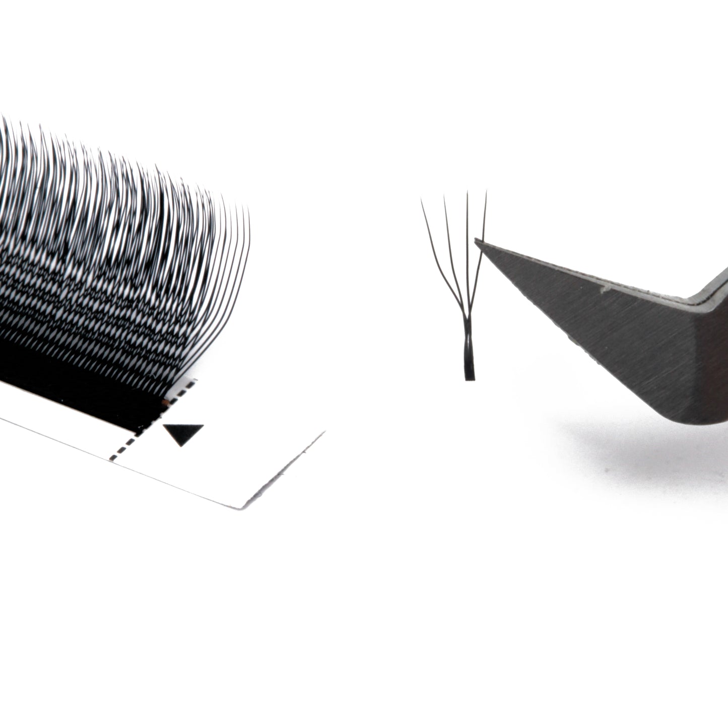 U-Shaped Lash Extensions